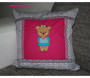 Stickdatei - zARTbesaitet - Schwimmbärin